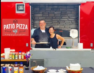 wolf's patio pizza