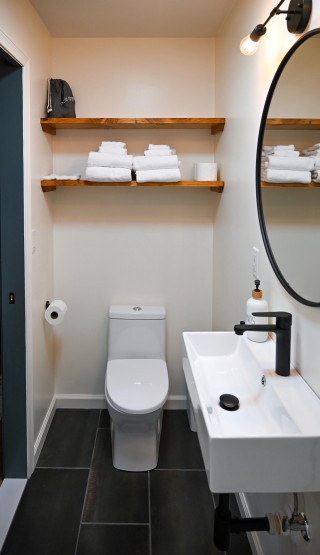 Bungalow Bathroom