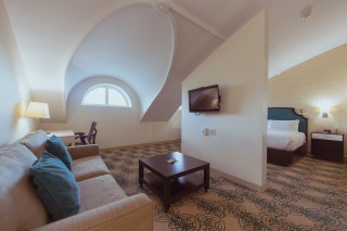 King Suite