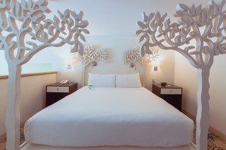Treehouse Suite
