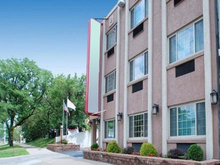 Quality Inn & Suites Downtown
