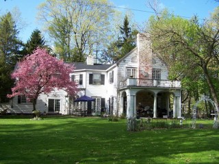 Ophelia Garden Inn