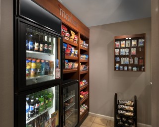 24-Hour Self-Serve Market