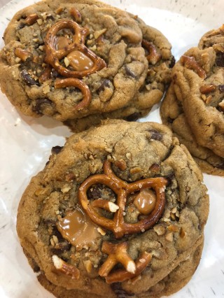 Caramel Pretzel Chocolate Chip cookies